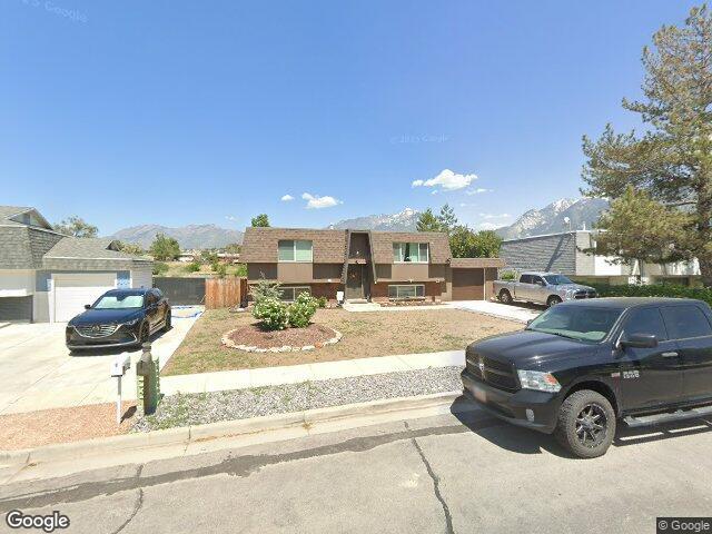 House for sale in Sandy, Utah