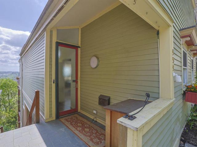 House for sale in Roselawn, Ohio