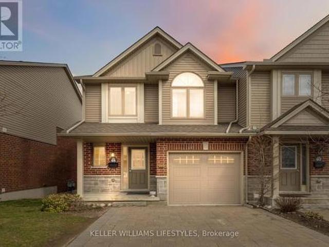 Townhouse for sale in Arva, Ontario