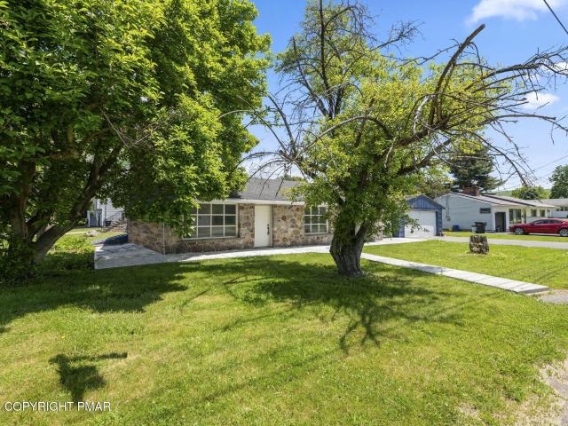 House for sale in Matamoras, Pennsylvania
