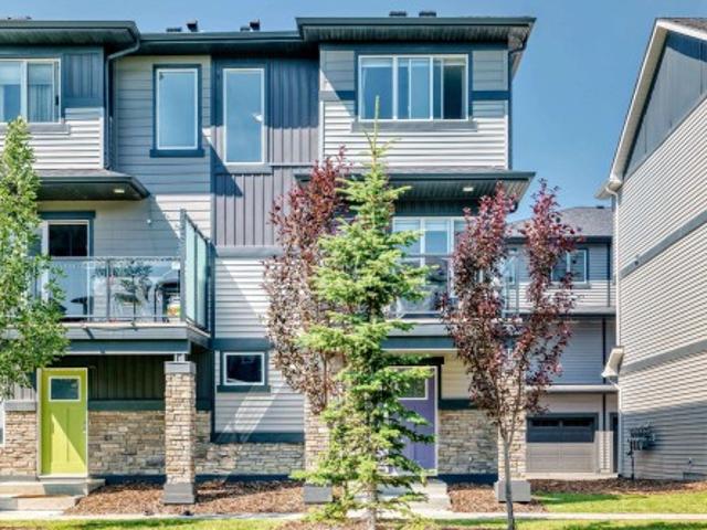 Townhouse for sale in Wedgewood, Alberta