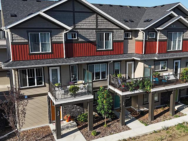 Condo for sale in Spruce Grove, Alberta
