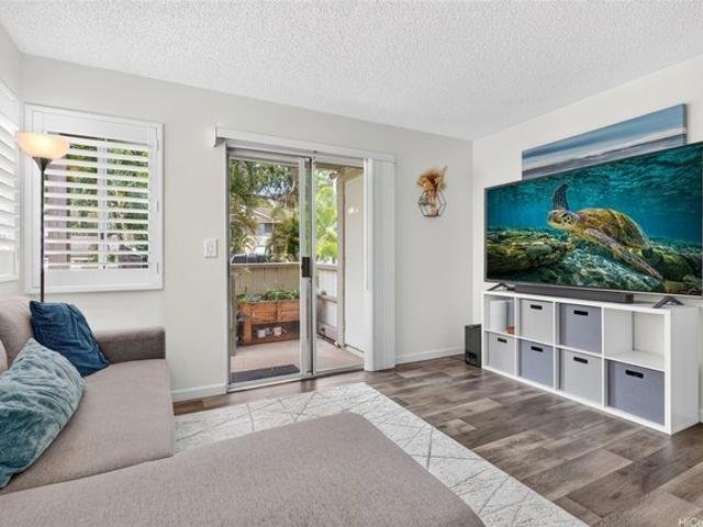 Condo for sale in Mililani Town, Honolulu County