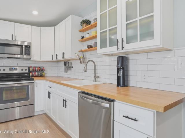 House for sale in Bloomington, New York