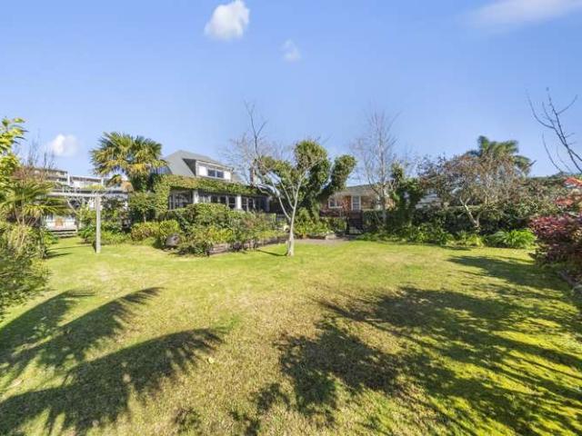 House for sale in Omokoroa, Bay Of Plenty