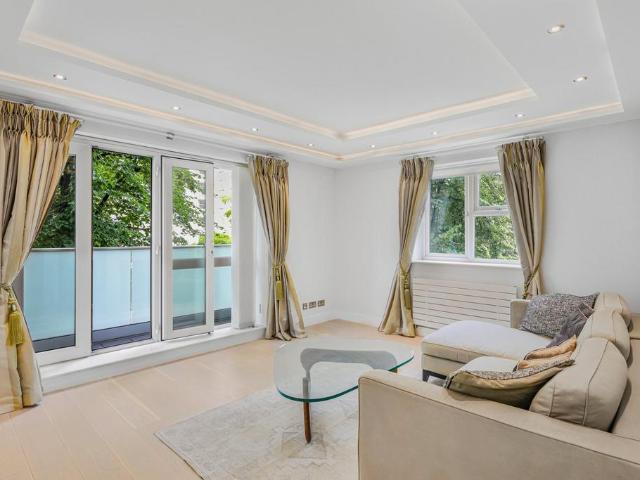 Apartment for rent in Belsize Park, Greater London
