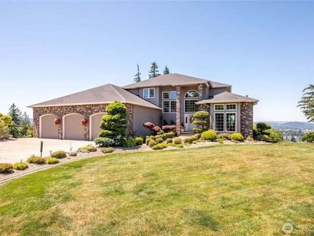 House for sale in Kelso, Washington