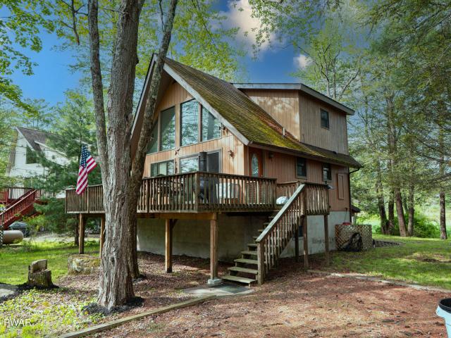House for sale in Lake Ariel, Pennsylvania