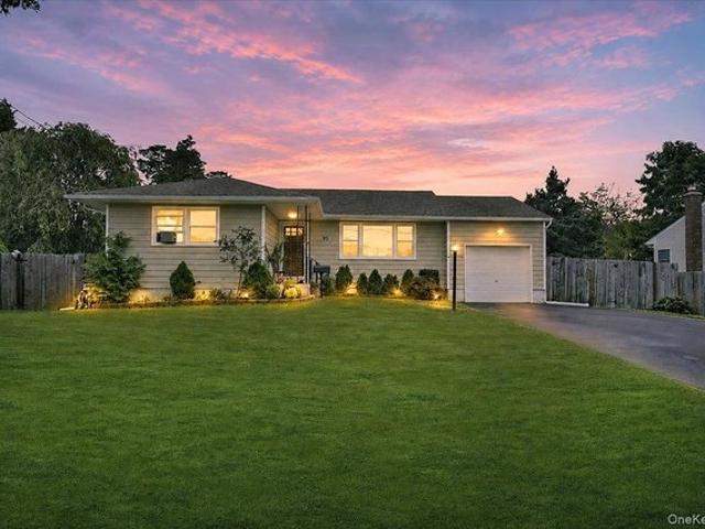 House for rent in Babylon, New York