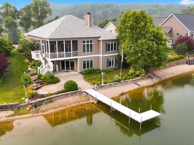 House for sale in Hamilton, Indiana