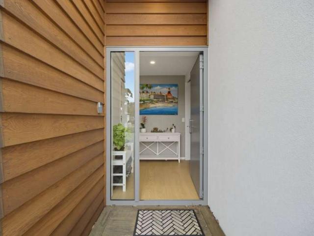 House for sale in Chaslands, Canterbury