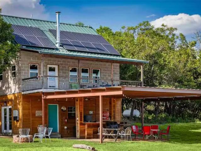 House for sale in Fredericksburg