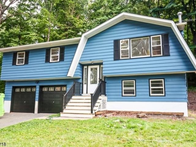 House for sale in Lake Hopatcong, New Jersey