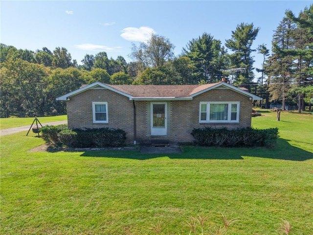 House for sale in Vanderbilt, Fayette County