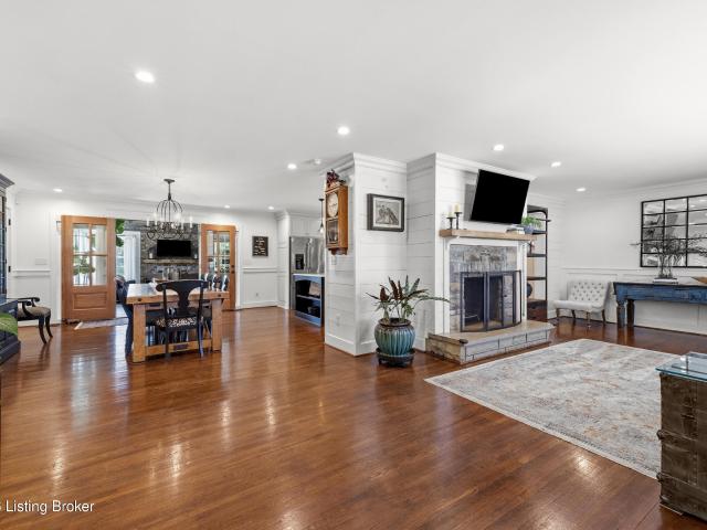 House for sale in Versailles, Kentucky