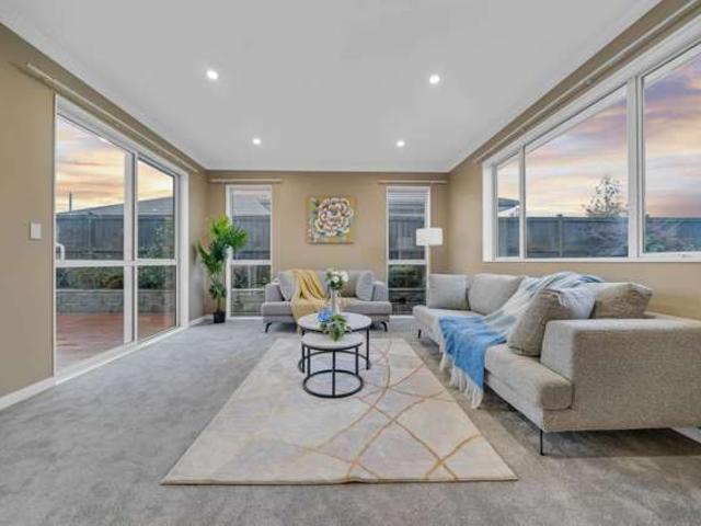 House for sale in Papakura