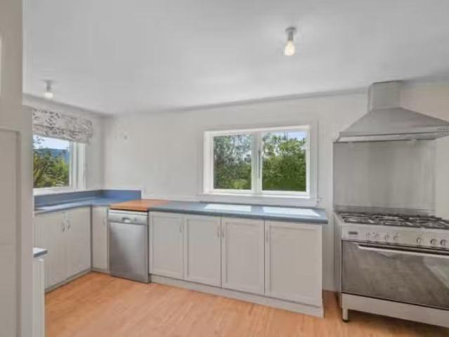 House for sale in Oxford, Canterbury