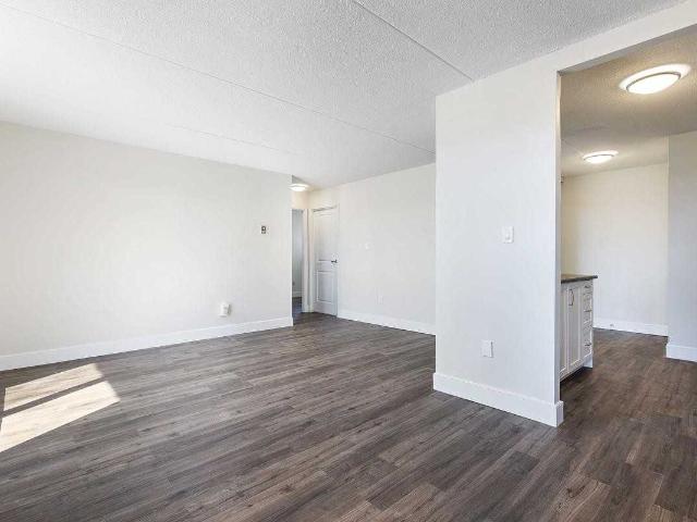 Apartment for rent in Central, Oshawa