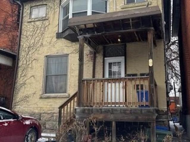 Duplex for rent in Ancaster, Ontario