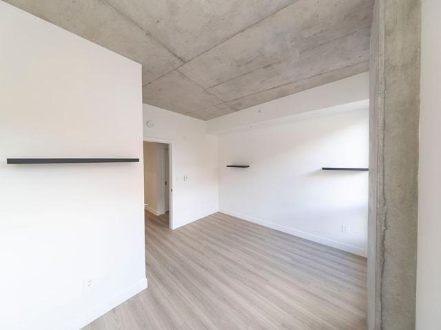 Apartment for rent in Centreville, Québec