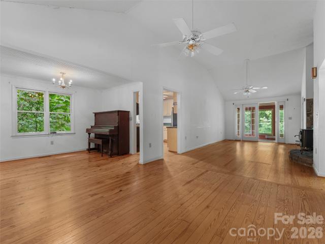 House for sale in Saluda, North Carolina