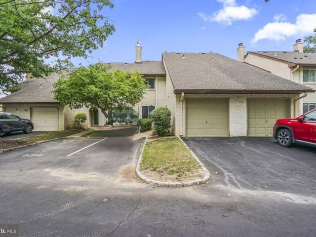 Condo for sale in Brittany, Plainsboro Township