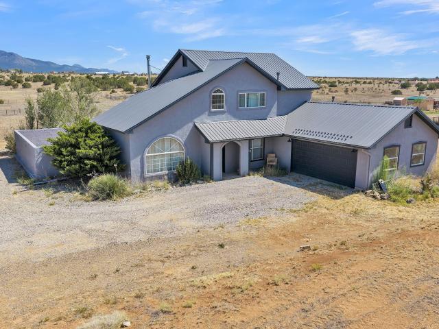 House for sale in Edgewood, New Mexico