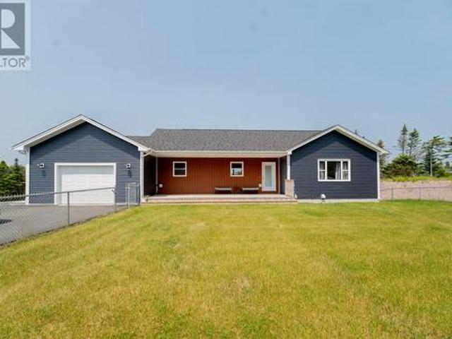 House for sale in Salmonier, Newfoundland And Labrador