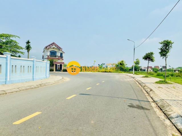Mặt bằng bán