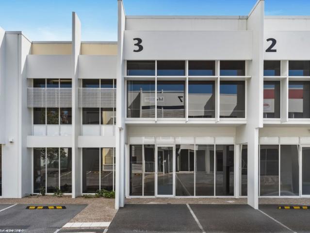 Office for rent in Toombul, Queensland
