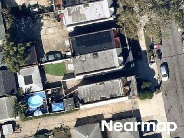 House for sale in Queens, Arverne
