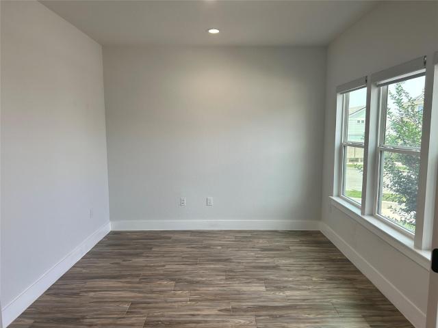 House for sale in Manor