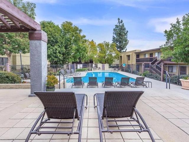 House for sale in Alta Loma, Alta