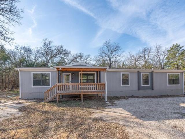 House for sale in Kemp, Texas