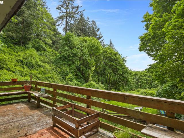 House for sale in Coos Bay