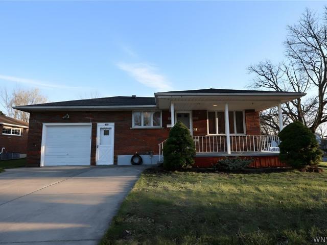 House for sale in Niagara, New York