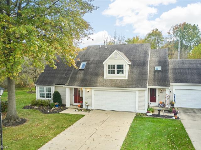 Condo for sale in Twinsburg, Summit County