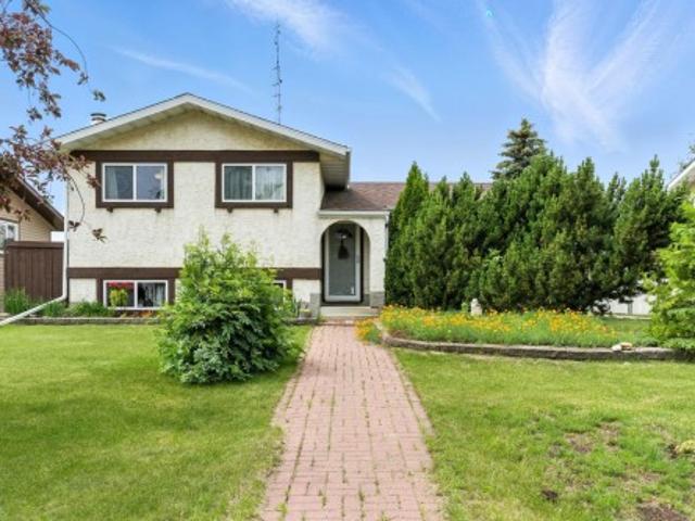 House for sale in Morinville, Alberta