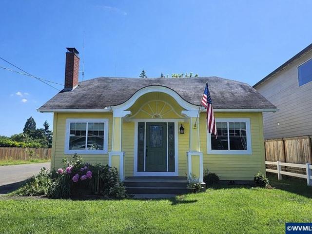 House for sale in Oregonia