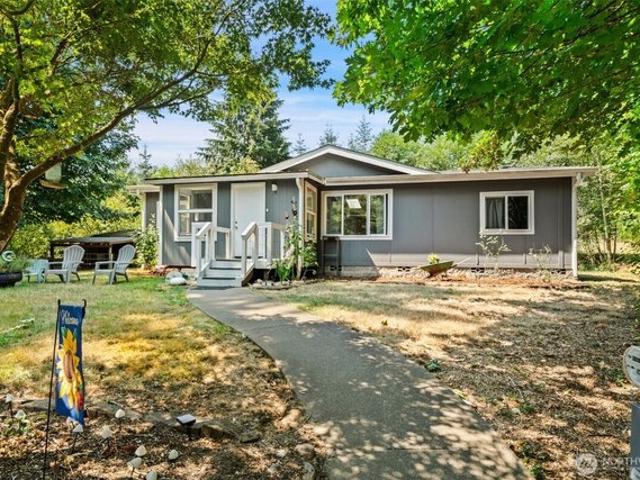House for sale in Allyn, Washington