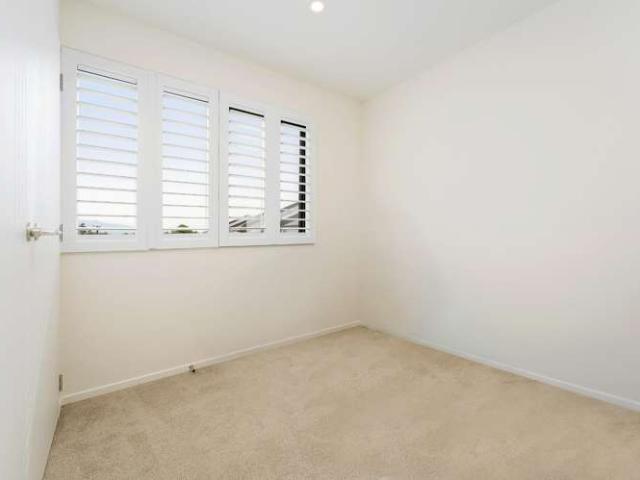 Townhouse for sale in Kelston, Whau