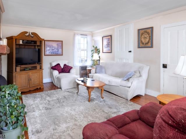 House for sale in Delaware, New Jersey