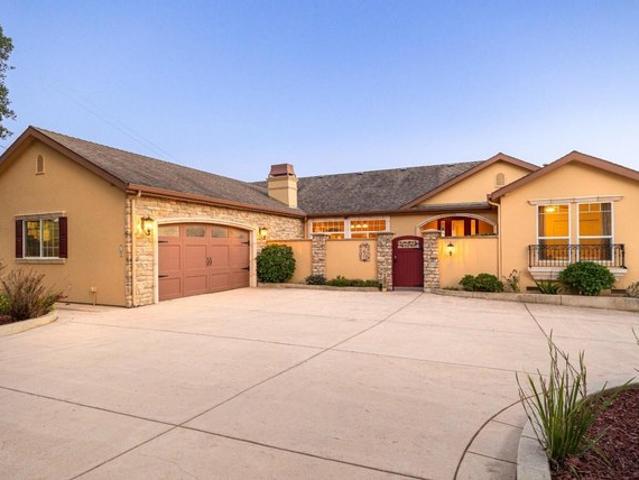 House for sale in Freedom, California