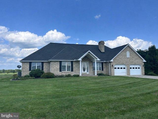 House for sale in Littlestown, Pennsylvania
