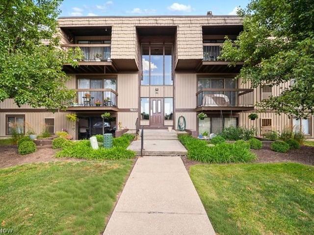 Condo for sale in Hinckley, Ohio