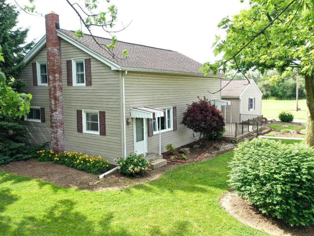 House for sale in Castalia