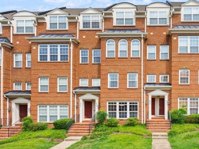 Condo for sale in Virginia