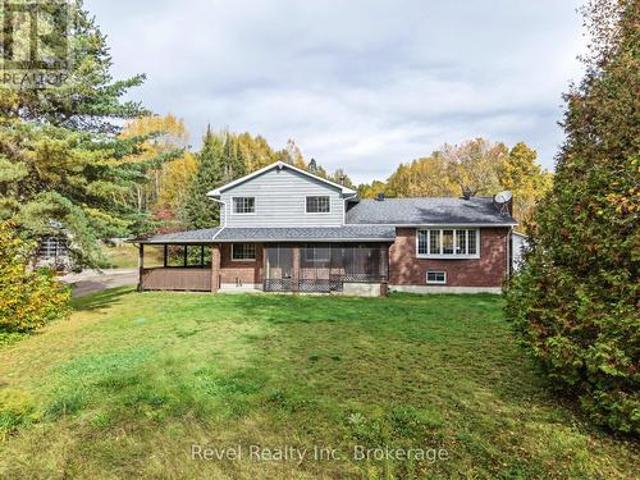 House for sale in Unorganized North Nipissing, Northeastern Ontario