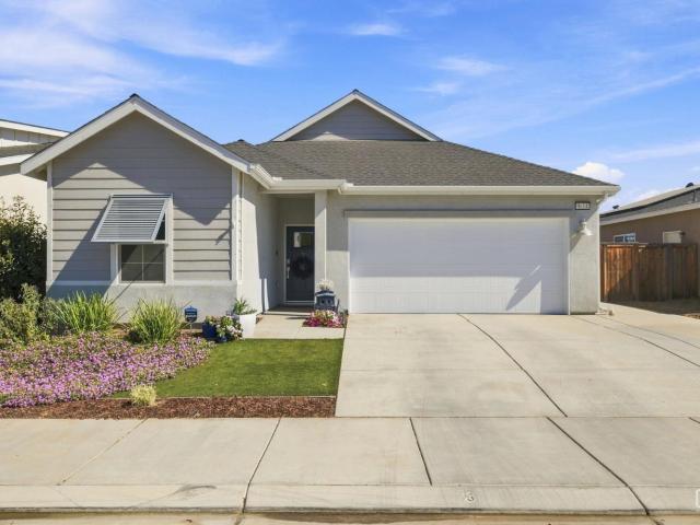 House for sale in Shafter, California