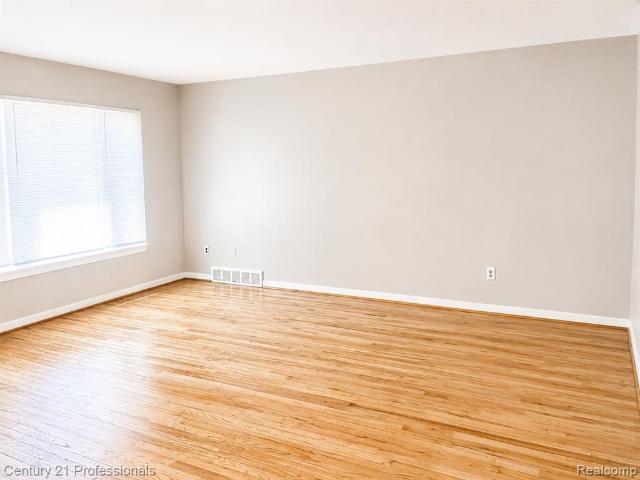 House for sale in Grand-Dale Gardens, Redford Township